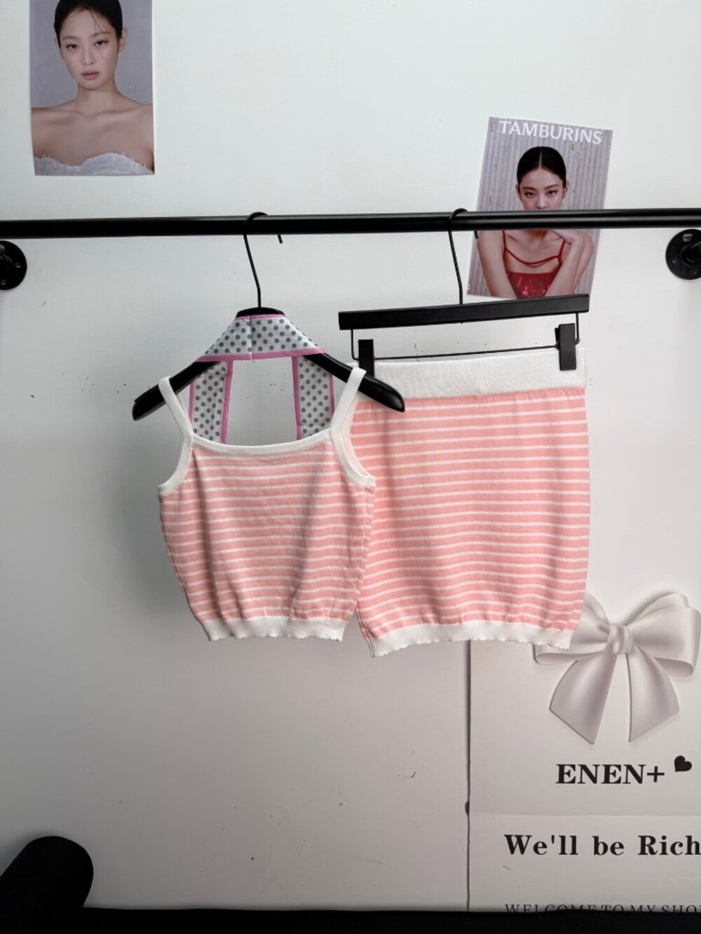 🍦Miu Miu🍦 Pink Knit Off-the-Shoulder Strap Top ➕ Scarf Set - Picture 3 of 6